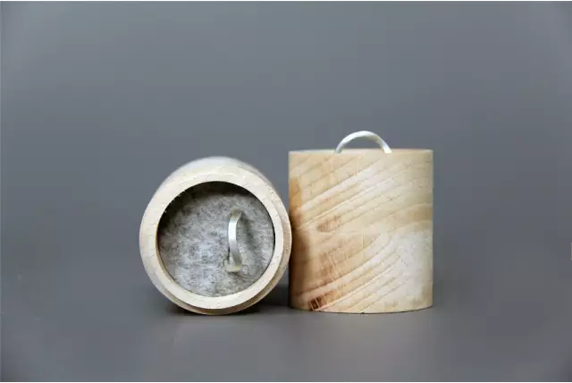 極簡首飾盒設(shè)計(jì)-廣州駿業(yè)包裝實(shí)業(yè)有限公司 極簡首飾盒設(shè)計(jì)