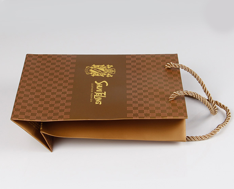 手提袋廠家-廣州駿業(yè)包裝實業(yè)有限公司 手提袋廠家