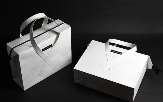 服飾包裝盒欣賞-廣州駿業(yè)包裝實(shí)業(yè)有限公司 服飾包裝盒欣賞