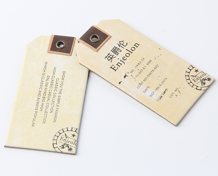 男士衣服吊牌-廣州駿業(yè)包裝實(shí)業(yè)有限公司 男士衣服吊牌