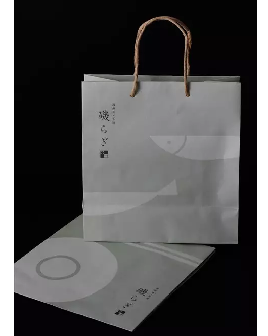 手提紙袋生產(chǎn)廠家-廣州駿業(yè)包裝實業(yè)有限公司 手提紙袋生產(chǎn)廠家