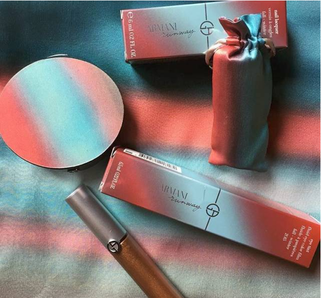 化妝品包裝盒生產(chǎn)廠家-廣州駿業(yè)包裝實業(yè)有限公司 化妝品包裝盒生產(chǎn)廠家