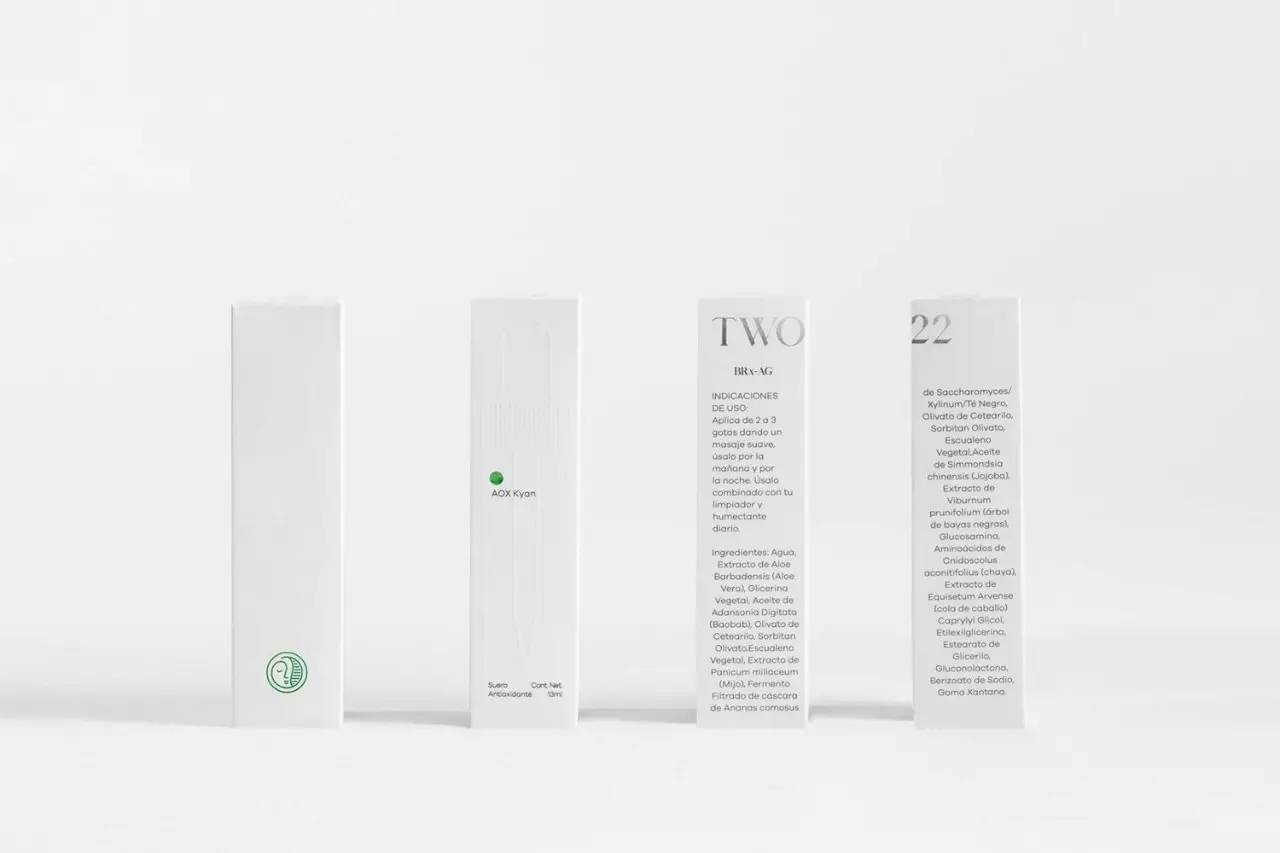 白色化妝品包裝盒定做-廣州駿業(yè)包裝實業(yè)有限公司 白色化妝品包裝盒定做