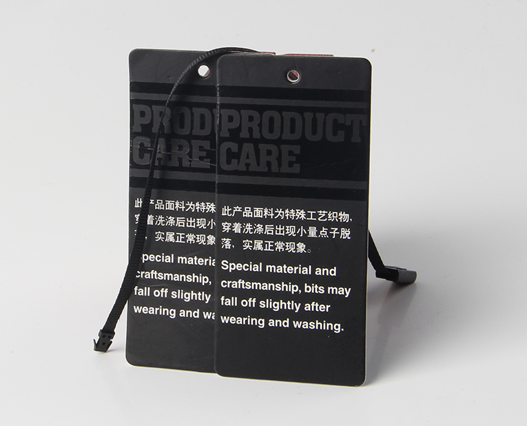 鞋子吊牌也能借助"逃跑"機(jī)器人熱度？