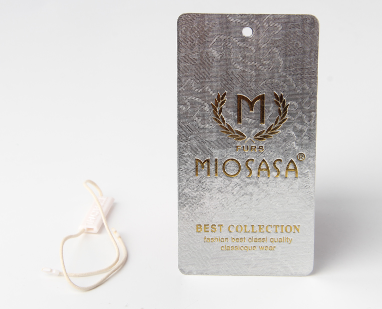 內(nèi)衣吊牌定做過程中，燙印不清晰不整齊的緣由