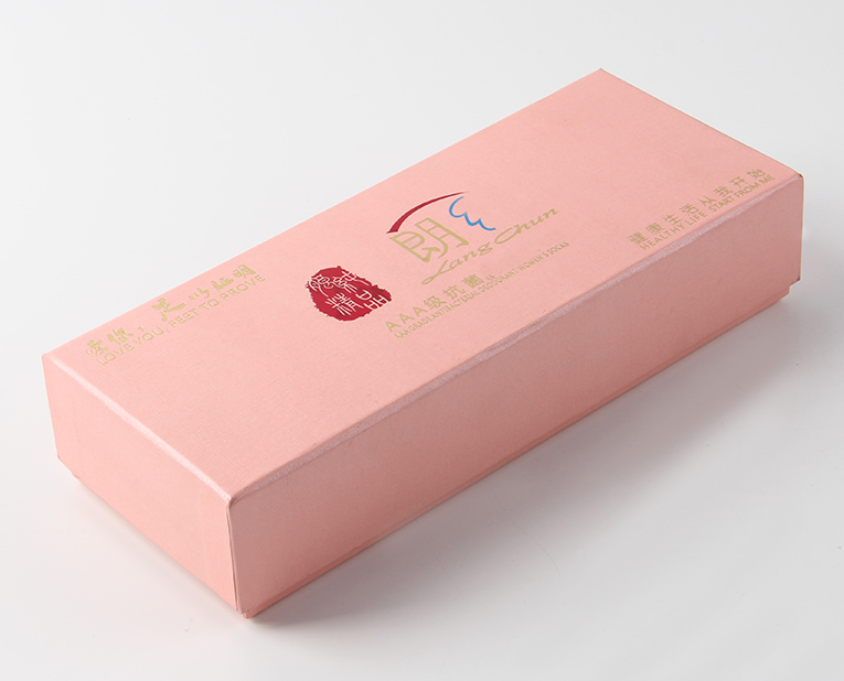 襪子禮品盒工廠怎么應(yīng)對燙印過程中壓力過大問題 襪子禮品盒工廠怎么應(yīng)對燙印過程中壓力過大問題