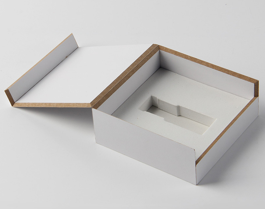 據(jù)襯衫禮品盒工廠研究，油墨的干燥方式能夠有效減少印制成本