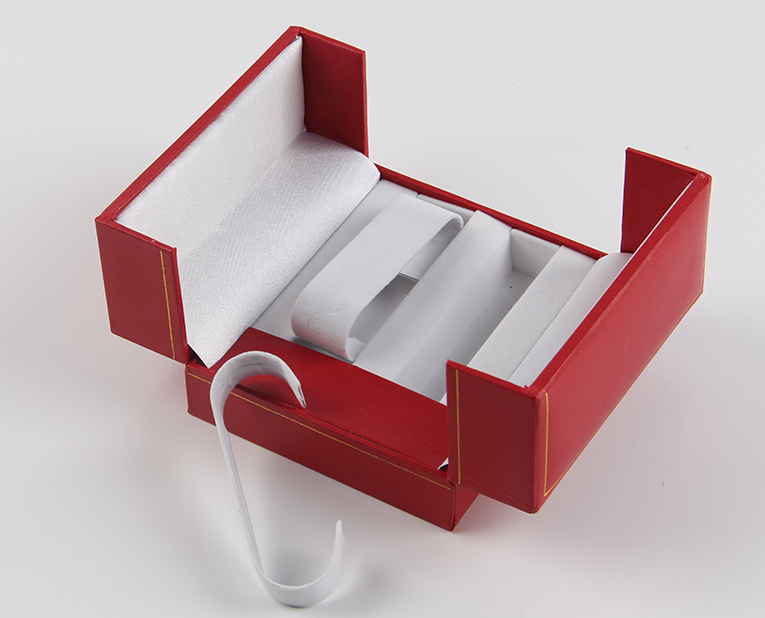 你的盒子油墨脫粉？看看手表包裝盒生產(chǎn)廠家是怎么解決的吧