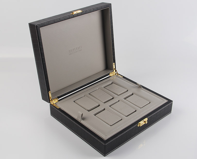 急死保健品盒子廠的老師傅，紙張?jiān)牧蠈?dǎo)致色差問題。