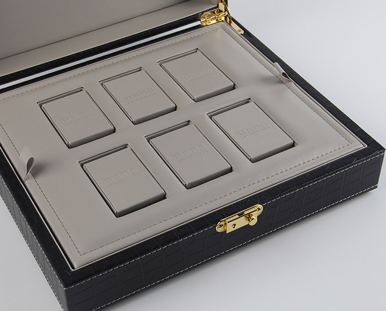 急死保健品盒子廠的老師傅，紙張?jiān)牧蠈?dǎo)致色差問題。