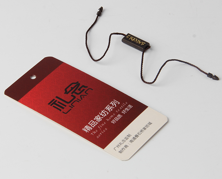 t恤吊牌廠的老師傅急急忙忙買(mǎi)來(lái)新的油墨，就是為了透明度