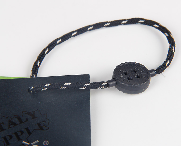 預(yù)防勝于治療，衣服的紙牌在定做之前需要這樣做準(zhǔn)備