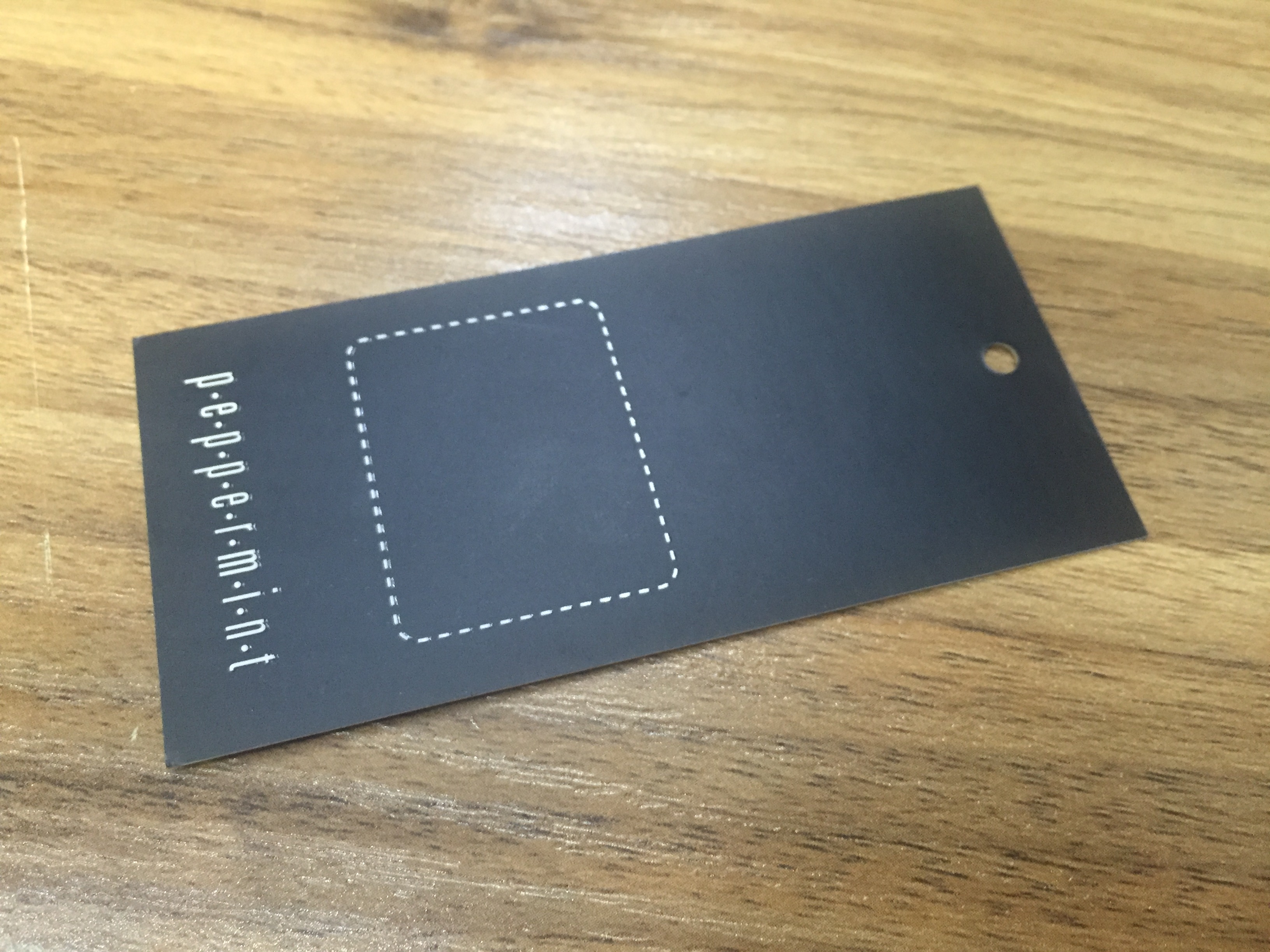 從t恤紙牌工廠回來(lái)的譚師傅，告訴我們他的苦逼經(jīng)歷