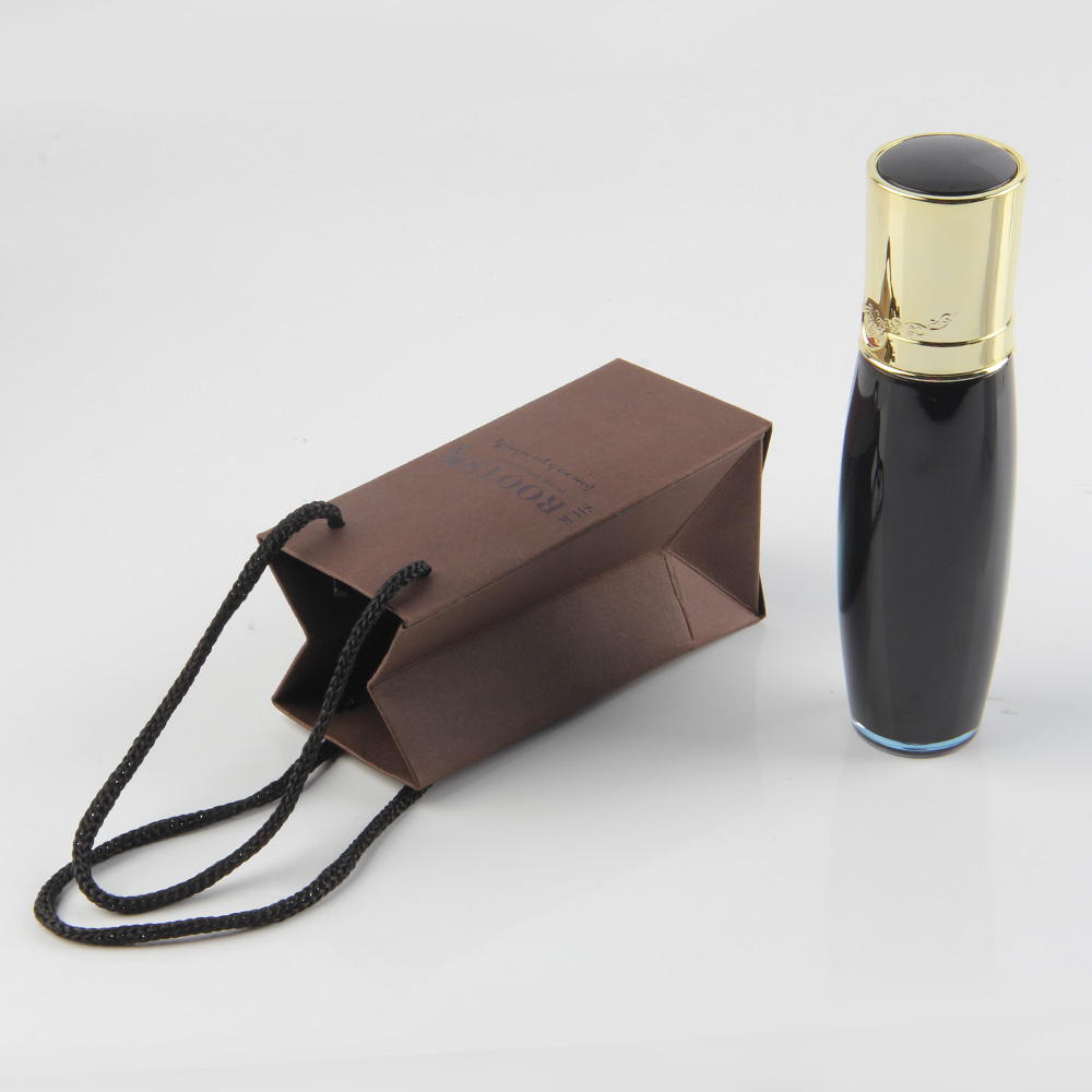 被越來越多的外圍因素影響，或許手表紙袋設(shè)計(jì)的方向會(huì)這樣