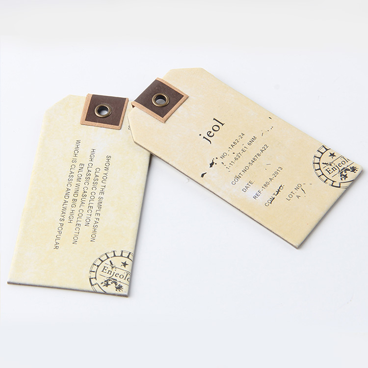 超越的自我，牛仔褲到了改變吊牌訂制材料的岔路