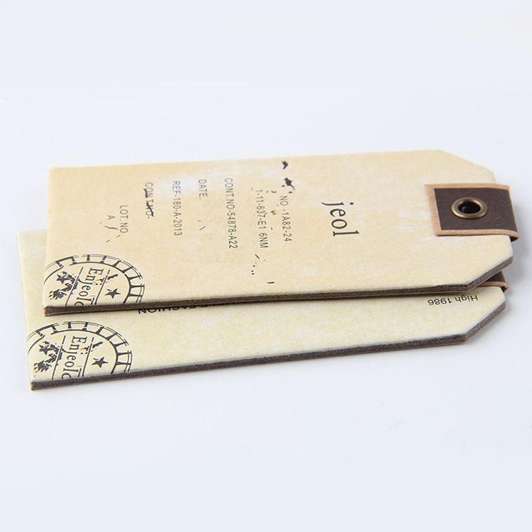 超越的自我，牛仔褲到了改變吊牌訂制材料的岔路