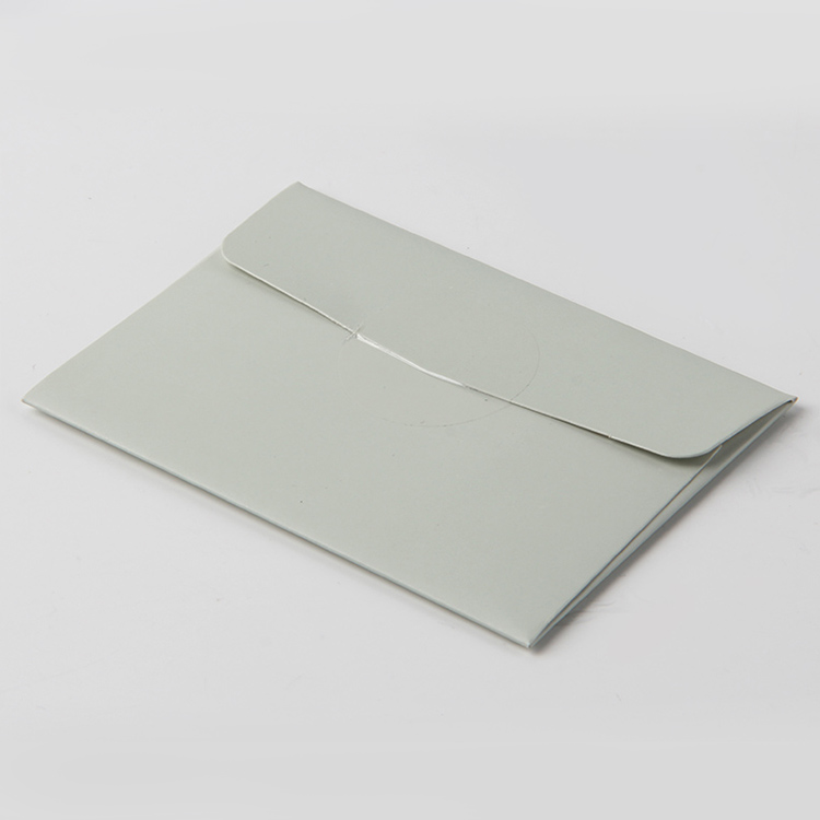 如果襪子的吊牌在訂制的時(shí)候再不突破，價(jià)格戰(zhàn)的代價(jià)誰都消費(fèi)不起