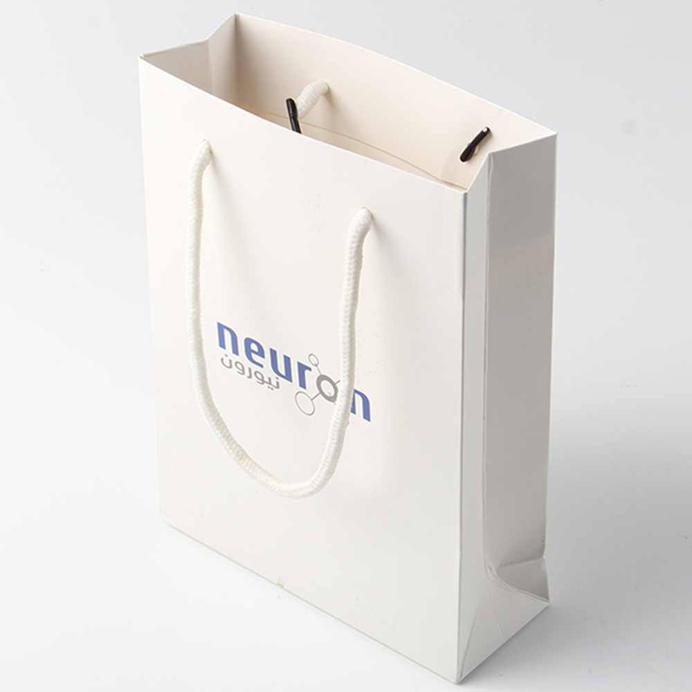 連手機(jī)紙袋都要模仿訂制，國(guó)產(chǎn)手機(jī)真的還有出路嗎？