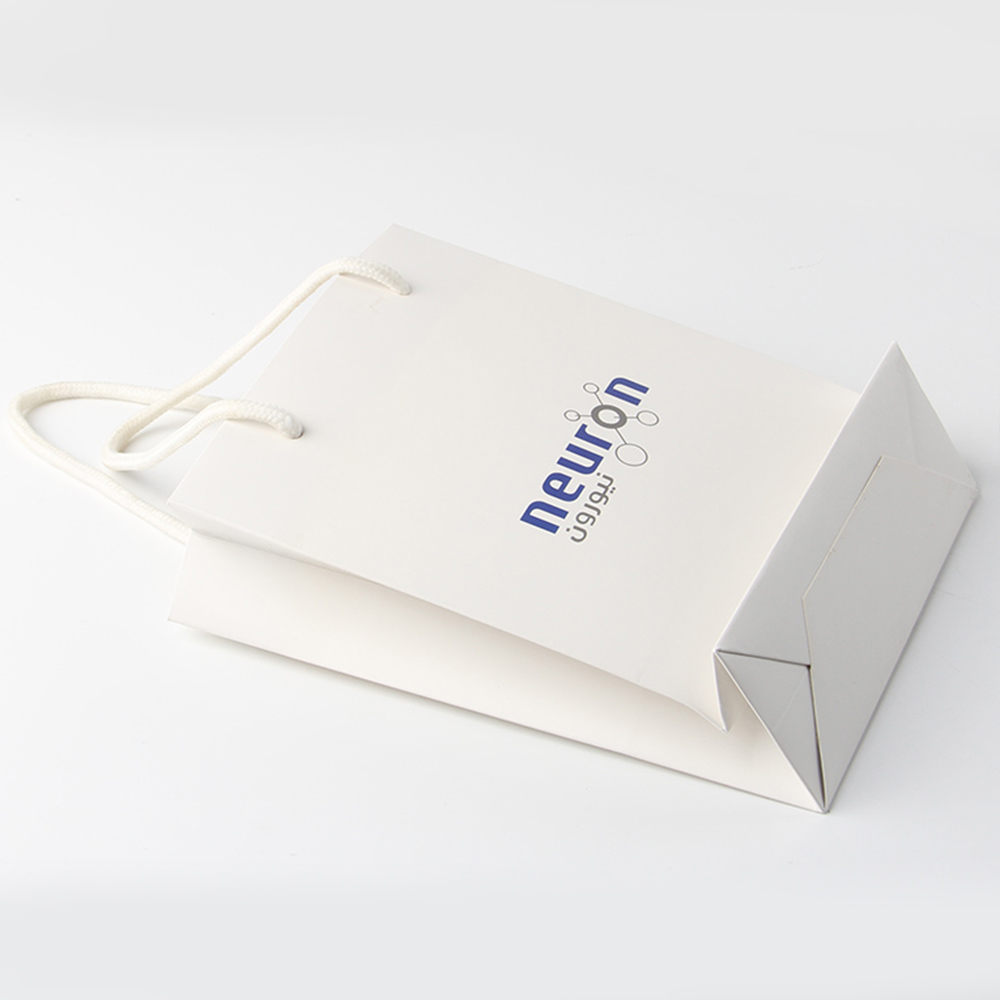 連手機(jī)紙袋都要模仿訂制，國(guó)產(chǎn)手機(jī)真的還有出路嗎？