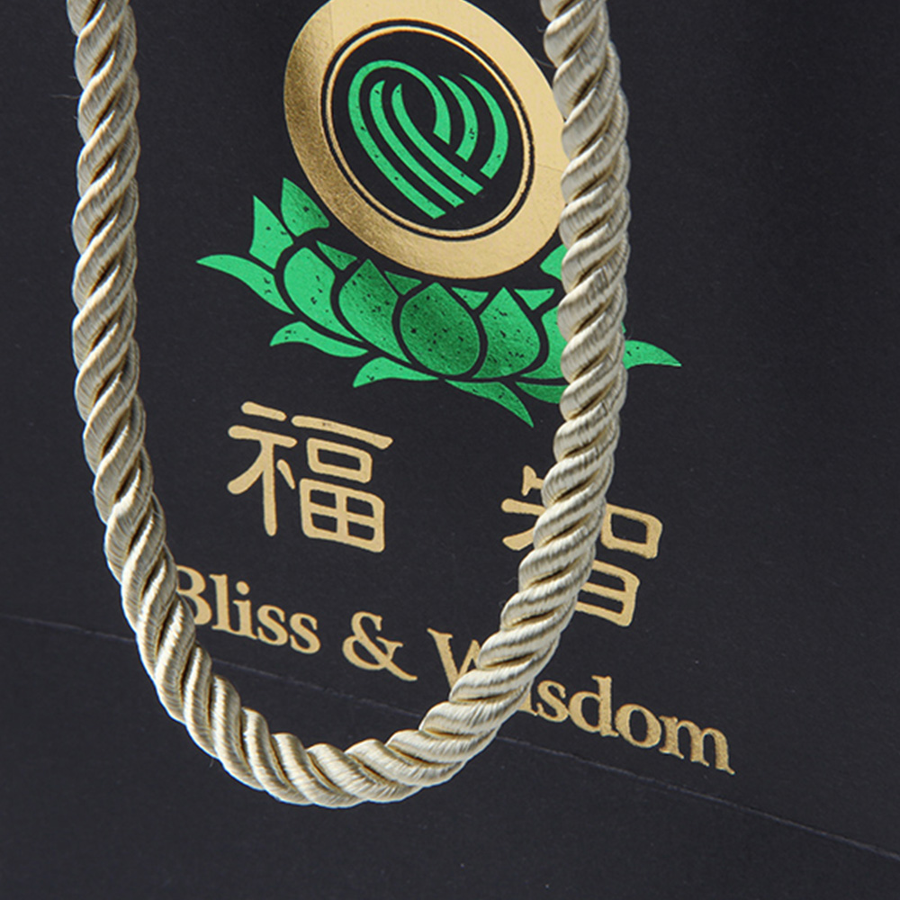 針對這5類消費者的珠寶紙袋應(yīng)該如何分析設(shè)計 針對這5類消費者的珠寶紙袋應(yīng)該如何分析設(shè)計