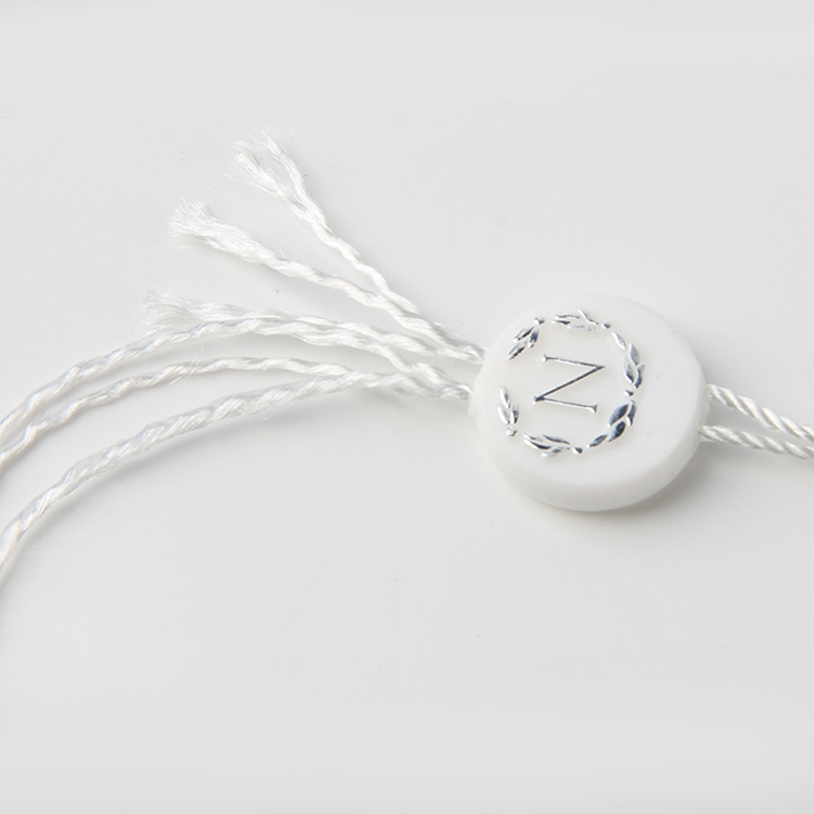 多個襯衫紙牌工廠不知如何挑選？只要做這1個動作就行了