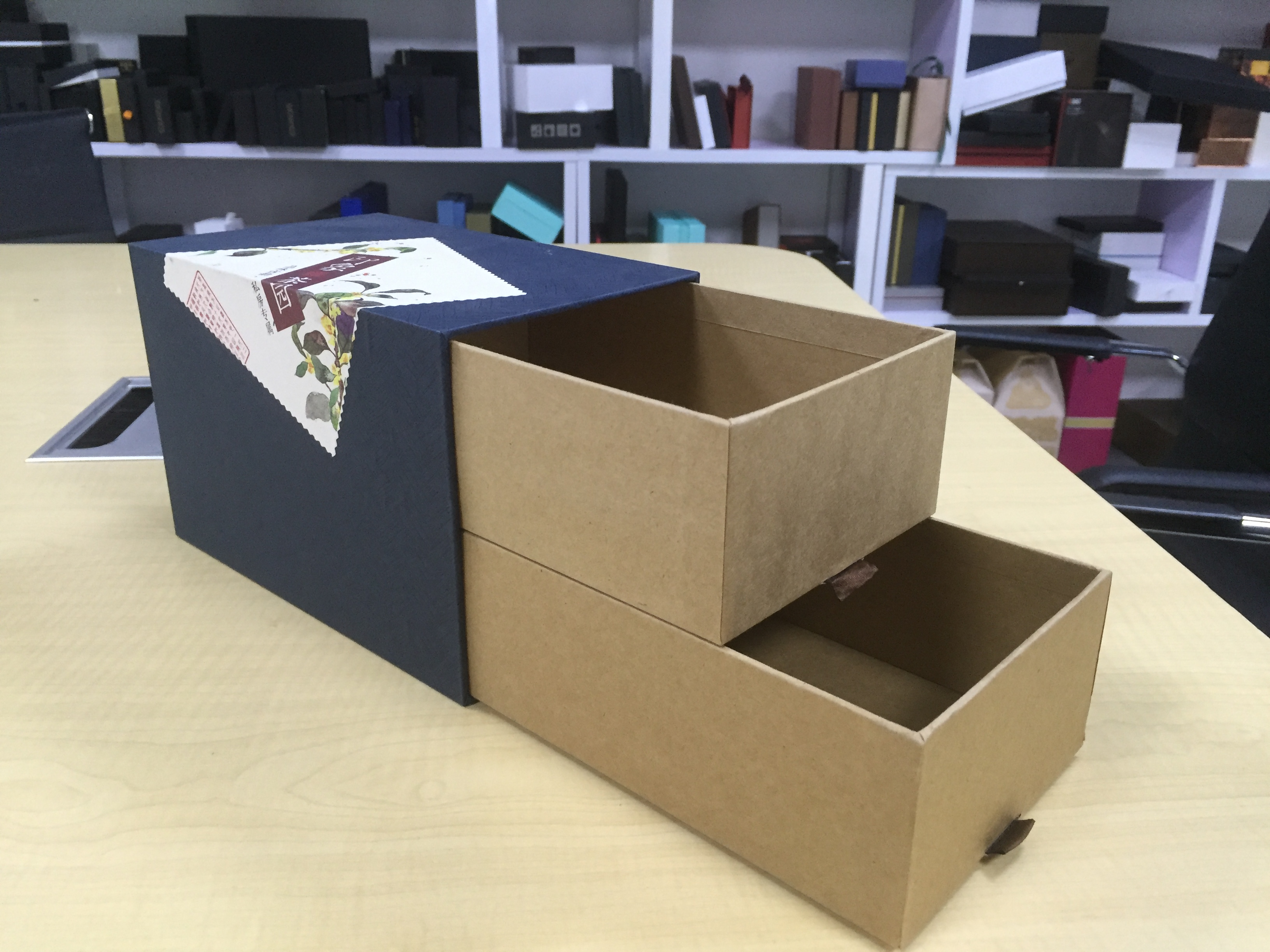 有保健品商家對禮品盒工廠的天地蓋不服，只好祭出雙開抽屜盒