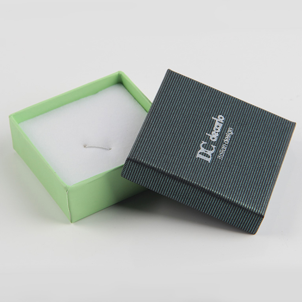 耳環(huán)包裝訂做100個和1000個盒子居然價格相差無幾 耳環(huán)包裝訂做100個和1000個盒子居然價格相差無幾