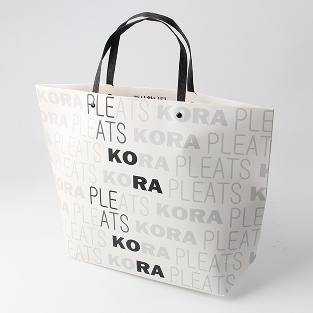 1樁來自去年8月的香水紙袋廠樣品費(fèi) 1樁來自去年8月的香水紙袋廠樣品費(fèi)