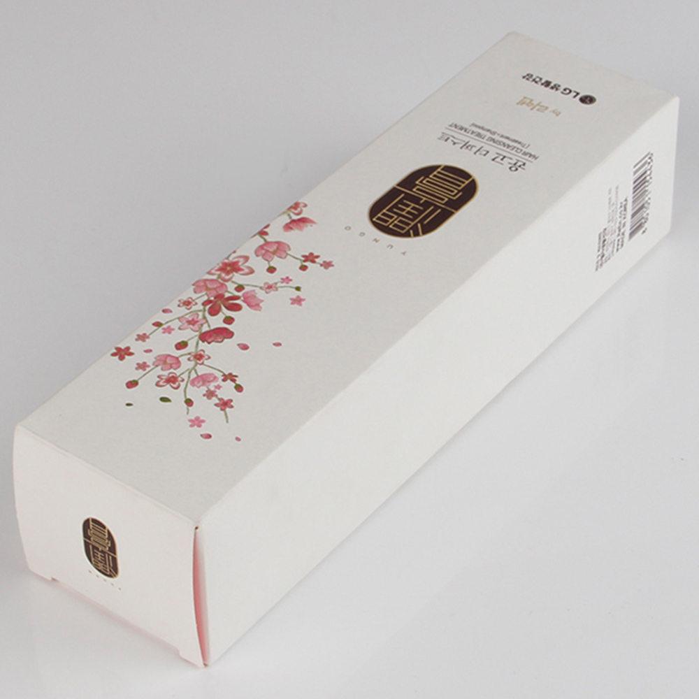 在香水盒定做過程中，一定要搞清楚數(shù)碼打樣和普通打樣