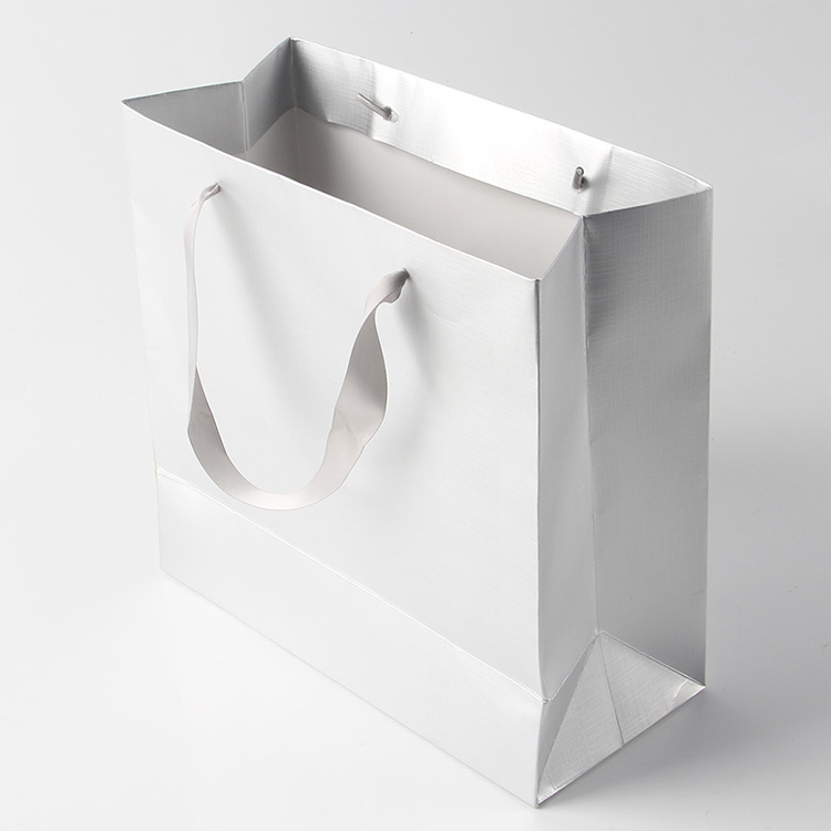 數(shù)碼打樣用于化妝品禮品袋訂做的2個直觀缺點 數(shù)碼打樣用于化妝品禮品袋訂做的2個直觀缺點