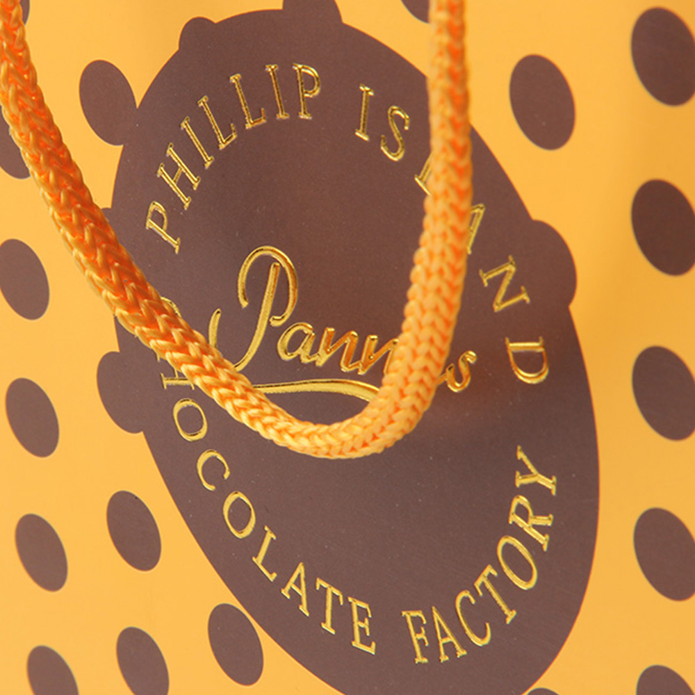 打包票的襯衫紙袋訂做廠家你最好小心點 打包票的襯衫紙袋訂做廠家你最好小心點