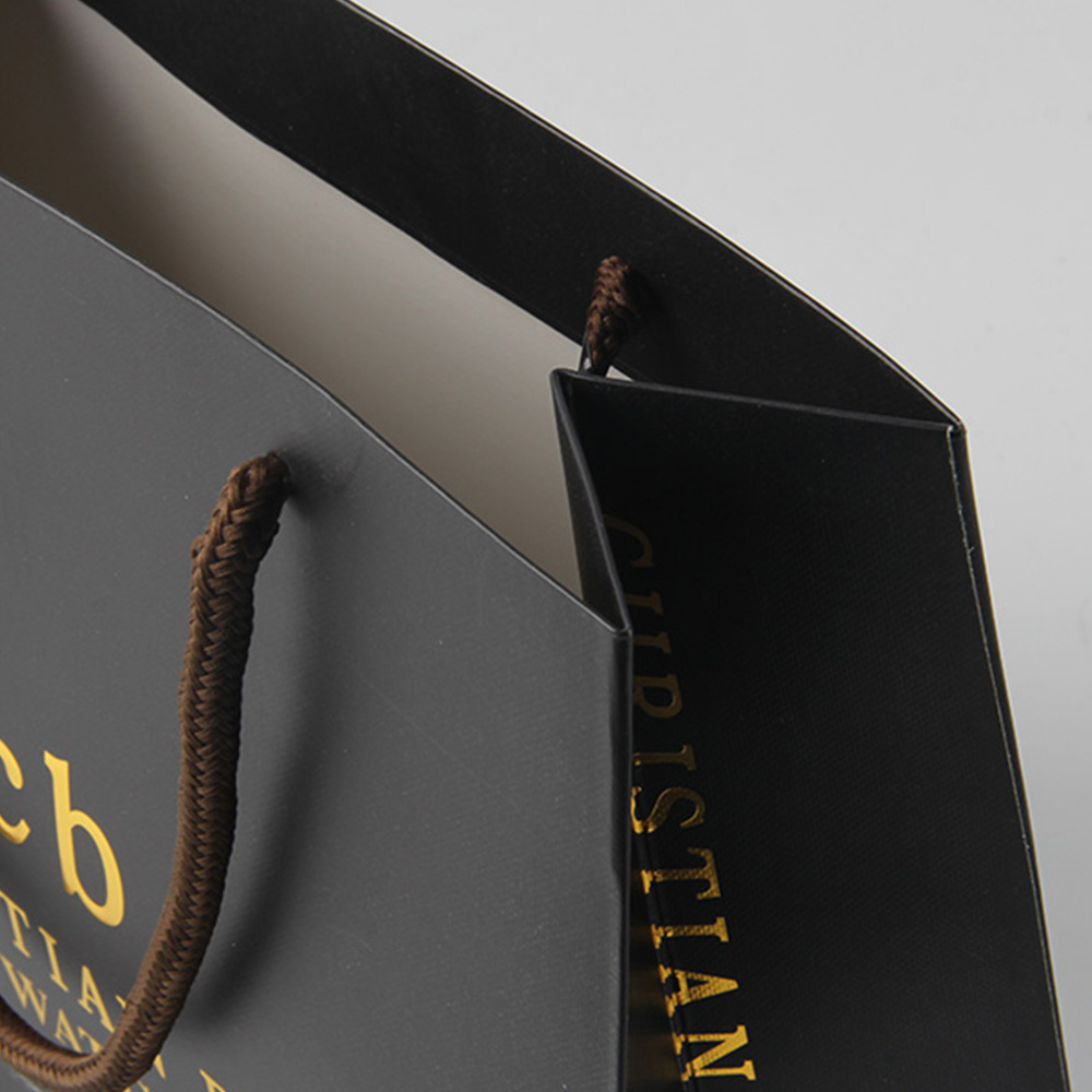 這個大膽的首飾禮品袋訂制想法，就等著這2個困難被解決了！