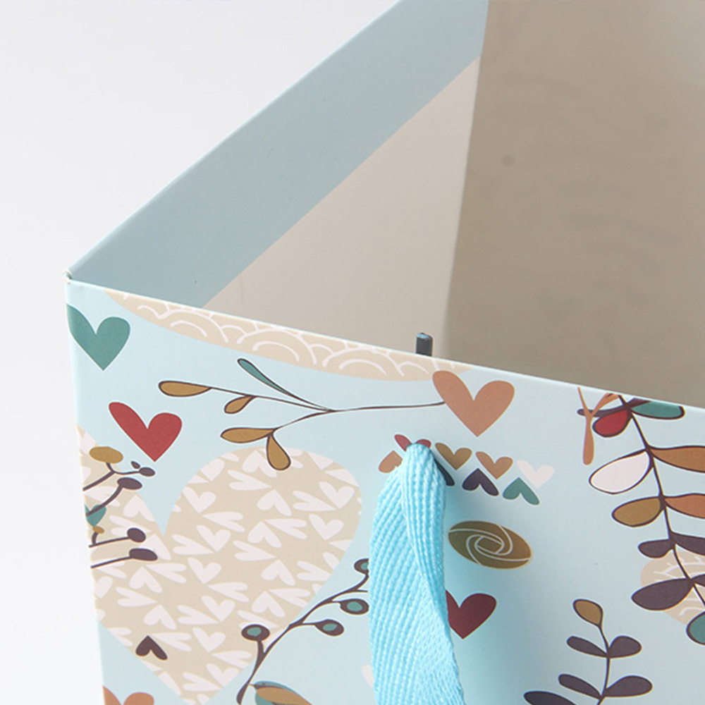 從成本市場(chǎng)角度上剖析內(nèi)褲紙袋訂制的人工機(jī)械問(wèn)題