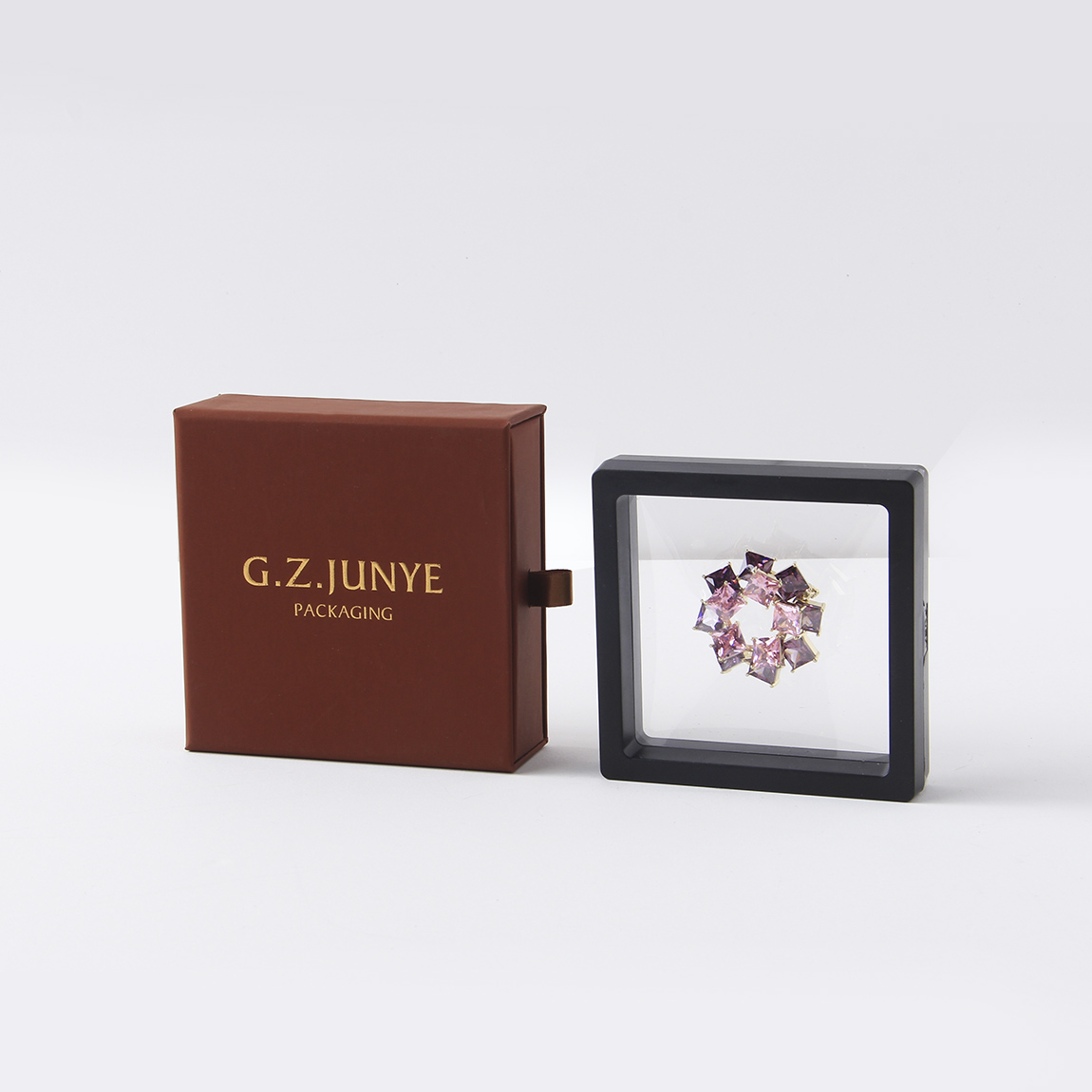 珠寶包裝盒內(nèi)托的價值與作用